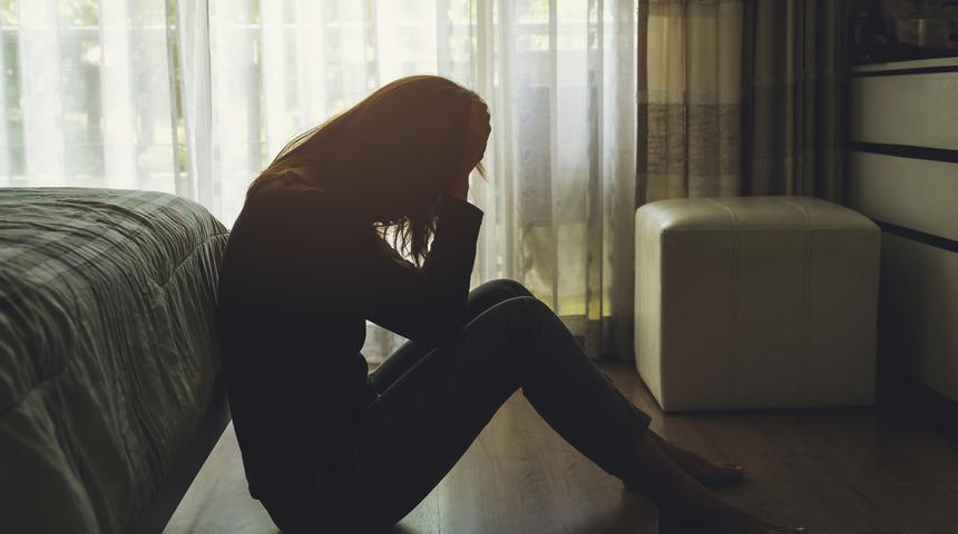 Depresyonda mıyım: Depresyon nedir, belirtileri nelerdir?
