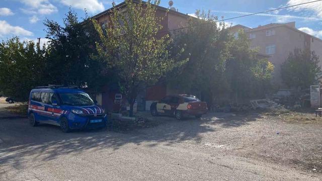 Kan donduran vahşet! Cinnet geçiren gelin, kaynanasının boğazını kesti