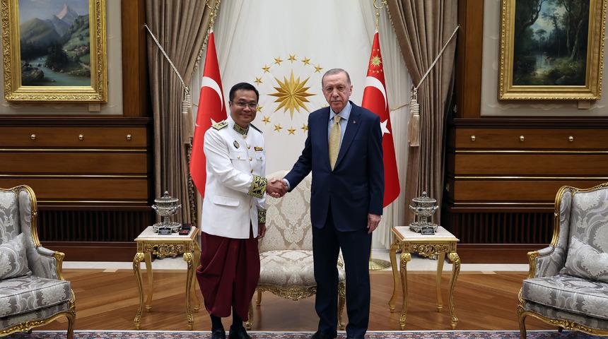 Cumhurbaşkanı Erdoğan, Kamboçya ve Tanzanya büyükelçilerini kabul etti