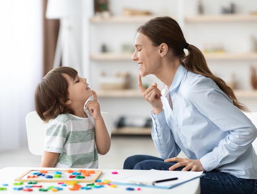 3 yaşında otizm nasıl anlaşılır?