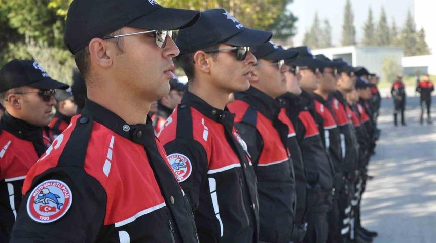 İzmir’de yunuslar ve güven timleri, suçluları tek tek yakaladı