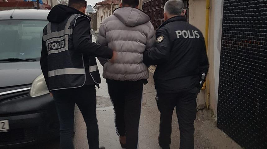 Balıkesir emniyetinin huzur operasyonunda yakalanan 45 şüpheli tutuklandı