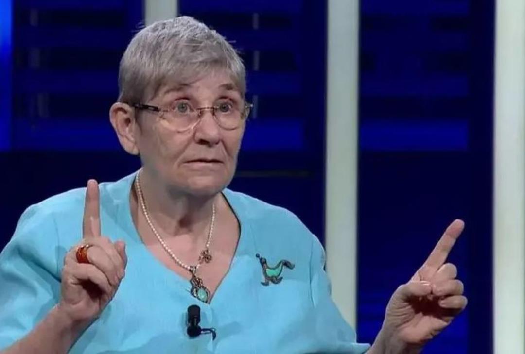 Bunu yapan hasta olmuyor! Prof. Dr. Canan Karatay 'S&uuml;per besin!' diyerek uyardı: "G&uuml;nde 10 adete kadar yetiyor"