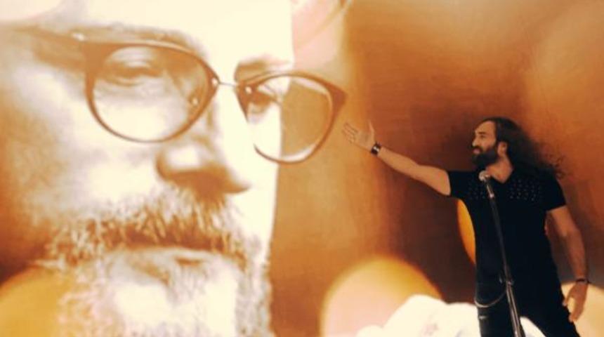 Harun Kol&ccedil;ak&rsquo;ın &ldquo;M&uuml;ptelayım Sana&rdquo; şarkısına klip