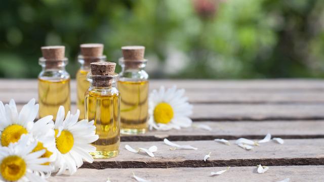 Papatya yağı ne işe yarar? Papatya yağı ciltte nasıl kullanılır?
