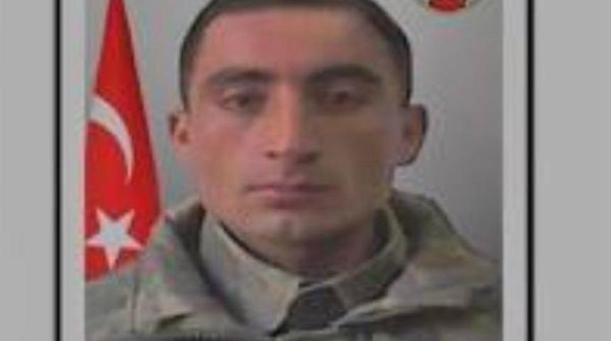 Kuzey Irak şehidi i&ccedil;in Şırnak'ta uğurlama t&ouml;reni d&uuml;zenlendi&nbsp;