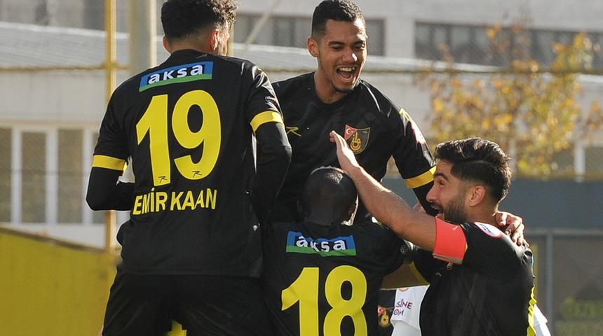 İstanbulspor, 4 maçlık mağlubiyet serisini Hatayspor karşısında noktaladı