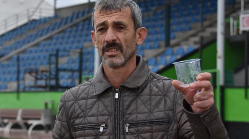 Rakip taraftara attığı plastik bardak y&uuml;z&uuml;nden Konya'ya hapsoldu