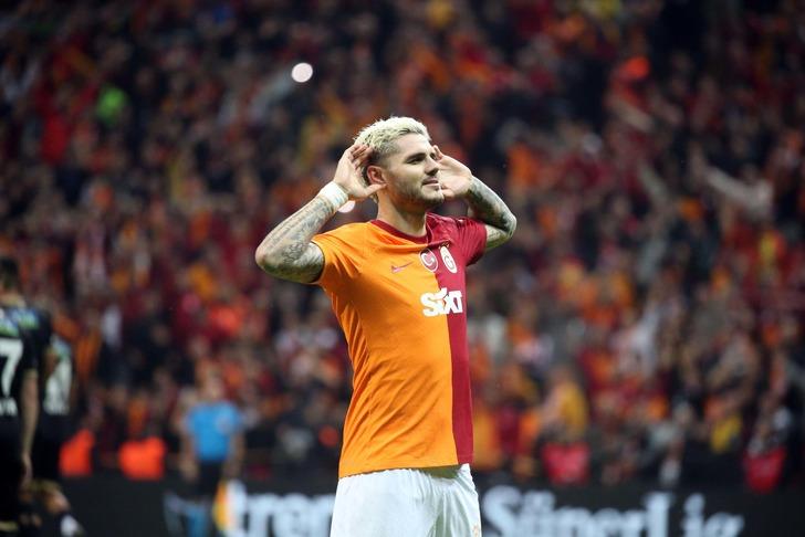 Galatasaray'ın 4-0'lık galibiyeti sonrası dikkat çeken yorum! "Karabasan gibi çöktüler, United karşısında favori" G5