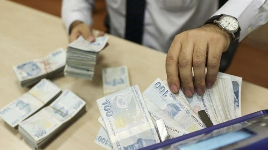 ÇALIŞAN EMEKLİLERE 5000 TL İKRAMİYE SON DURUM 29 KASIM 2023: Çalışan emeklilere 5 bin TL ikramiye ne zaman hesaplara yatacak? Düzenleme TBMM'de!