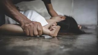 Felçli kadına cinsel saldırı! Her satırı iğrenç: 'Bacaklarını okşadım, yüzünü öptüm...'