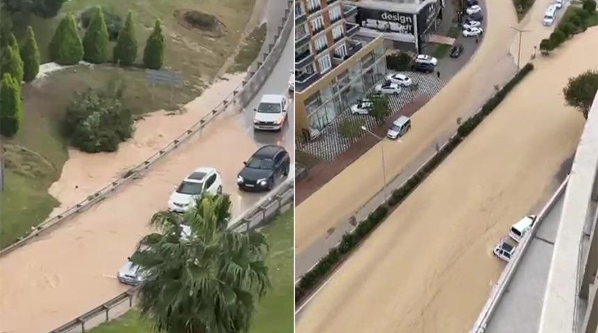 Adana'da yollar göle döndü! Aynı yerde ikinci kez patladı