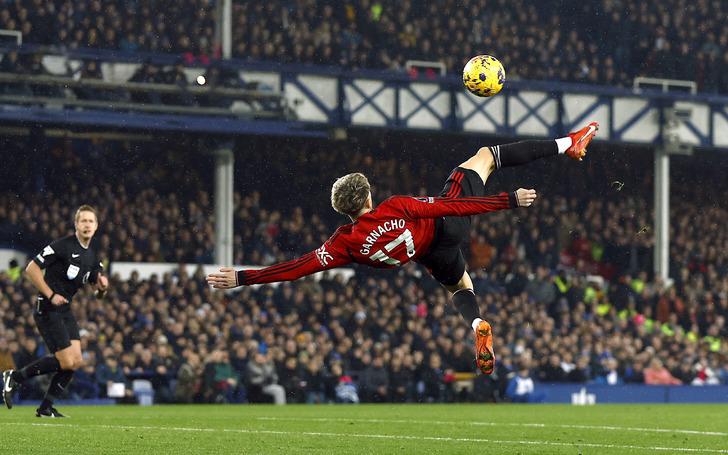 İnanılmaz: İngiltere'de sezonun golü atıldı! Alejandro Garnacho'dan akrobatik vuruş, Cristiano Ronaldo'ya selam G1