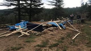 Konya'da fırtınadan korunmak için girdi! Dehşeti yaşadı