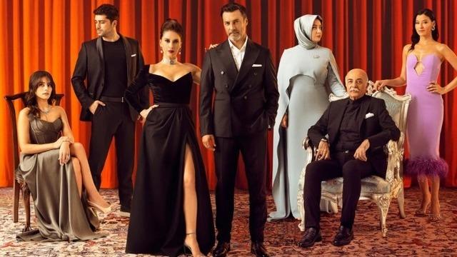 Kızılcık Şerbeti'ne bomba transfer! Farah Zeynep Abdullah ekibe katıldı! Başörtülü hali olay oldu