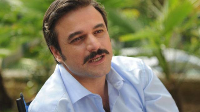 17 yıllık evliliği sessiz sedasız bitmişti! Ufuk Özkan yeni aşka yelken açtı  