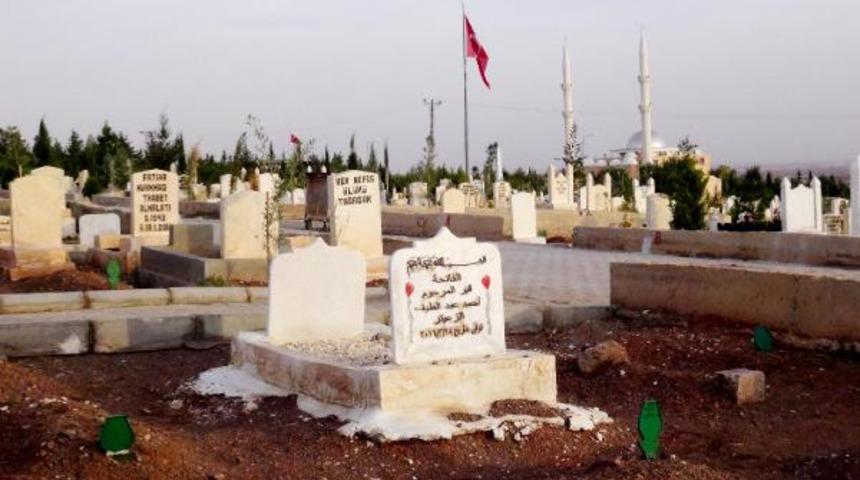 Şanlıurfa'da Suriyeli mezarlığı kuruldu