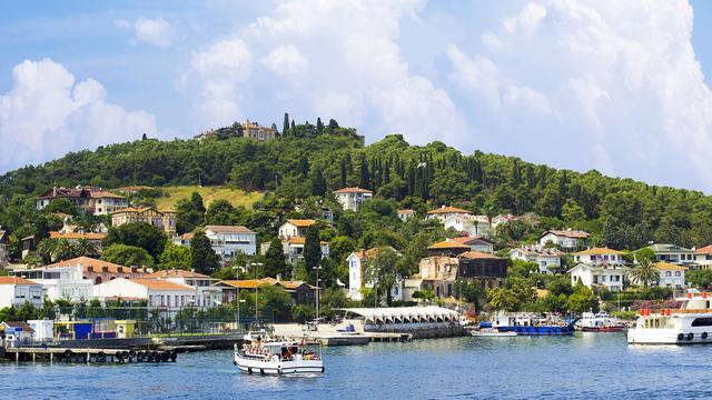 Büyükada'ya nasıl gidilir? Büyükada vapur seferleri ve saatleri