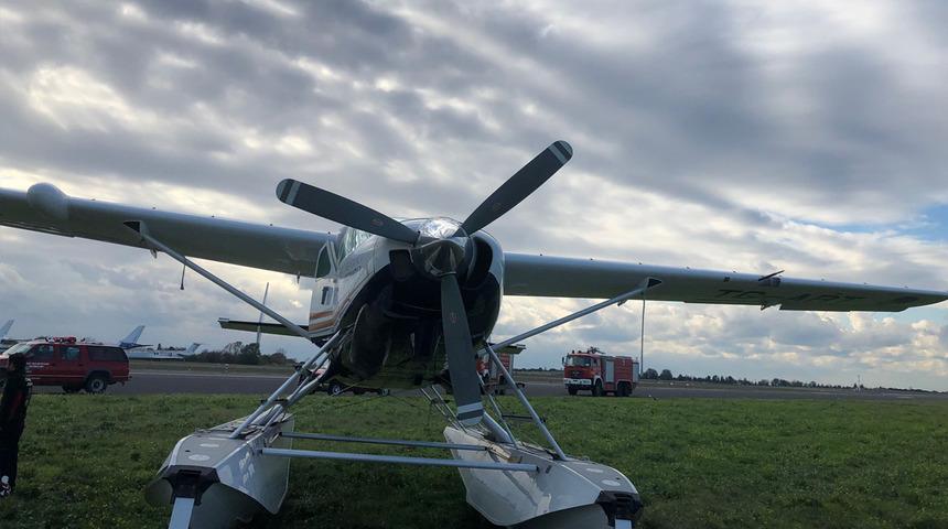 SON DAKİKA | Bodrum'dan İstanbul'a gelen özel uçak, iniş sırasında pistten çıktı! Toprak alana saplandı