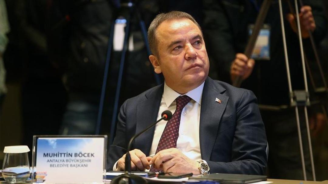 Antalya Büyükşehir Belediye Başkanı Muhittin Böcek tutuklandı! Eski gelini Zeynep Kerimoğlu adli kontrolle serbest 2