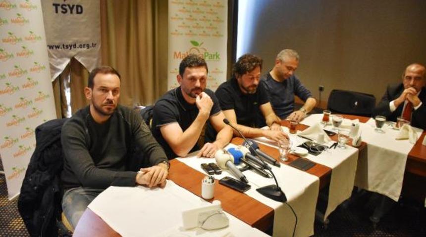 Evkur Yeni Malatyaspor Teknik Direkt&ouml;r&uuml; Bulut: Devre arası transfer kararını ben ve ekibim verecek