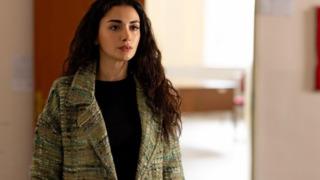 SAFİR 13. BÖLÜM İZLE! ATV SAFİR dizisi son bölümde neler yaşandı? İşte yeni bölüm konusu