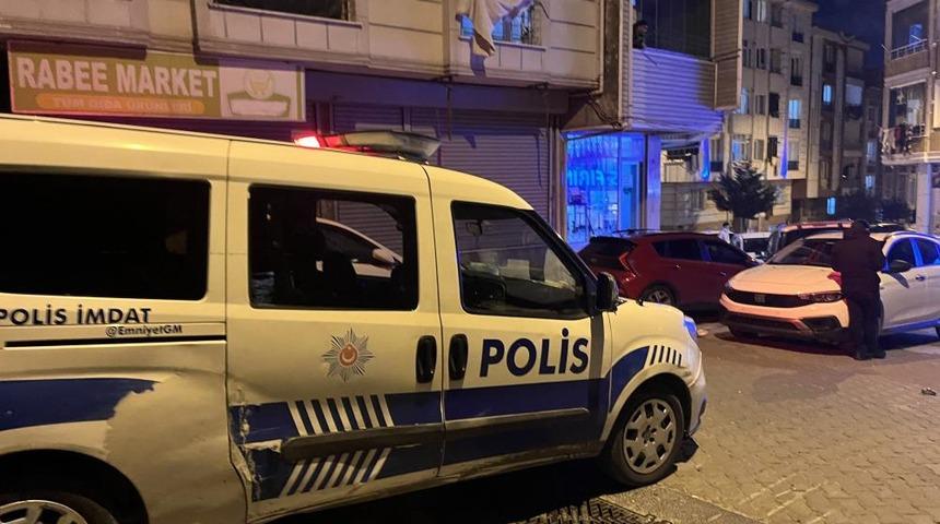 Esenyurt'ta sokak ortasında silahlı saldırı! Katil kayıplara karıştı