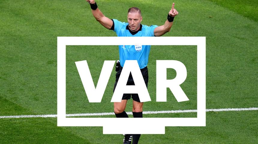 Futbol dünyasında hakemlere yavaş yavaş elveda deniyor! IFAB'dan yeni karar