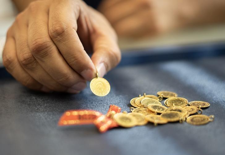 SON DAKİKA: Gram altın için tarihi açıkladılar! Fed faiz kararı sonrası yeni tahmin: ‘2500 liralık harekete hazır olun…’ G3