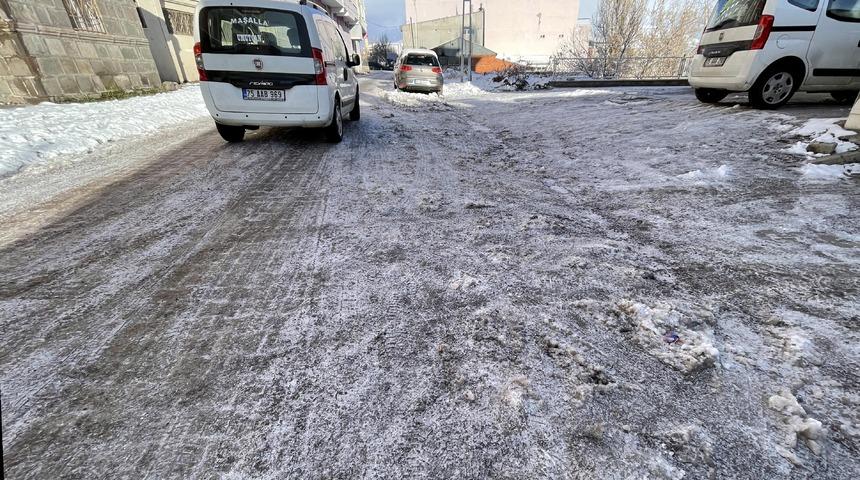 Doğu Anadolu'da soğuk hava etkisini sürdürüyor