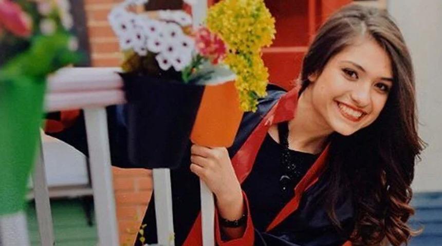 Sosyal medyadaki iddialar sonrasında Mete Yarar paylaştı: Şehit Öğretmen Aybüke Yalçın'ın filmi için çağrı