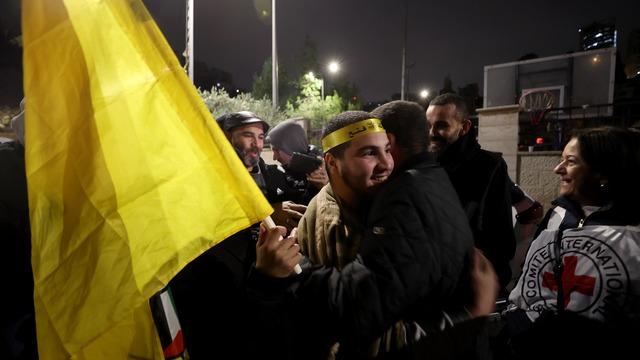 Geçici ateşkeste 5. takas! 10 İsrailli esir daha yetkililere teslim edildi