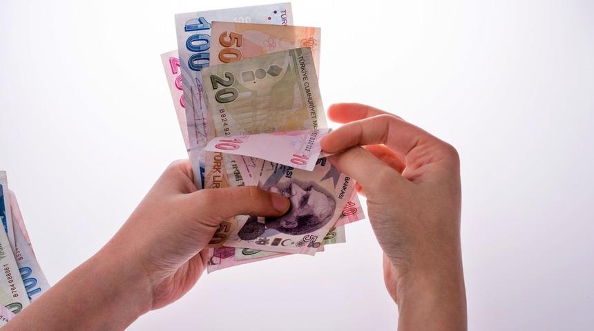 Kadınlara 4 bin TL para ödeneceği iddia edildi! 'Tıklama amacıyla' diyerek yalanlandı