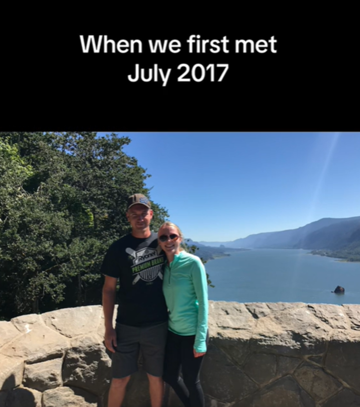 Evlendikten sonra kocası cinsiyet değiştirdi! Serüvenini sosyal medyadan paylaşınca gündem yarattı... "Eşinin aynısı olmuş" G1