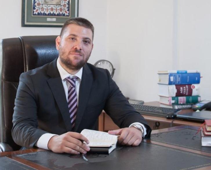 Seçil Erzan'ın yanındaki gizemli kadın kim? Yerinden kaldırmakta zorlanılan çanta dolusu para ve bir kadın... Tanık ifadesinde ortaya çıktı: Parayı eski sevgilisi almış G2