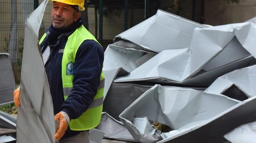 Yıldırım&rsquo;da lodosla etkin m&uuml;cadele