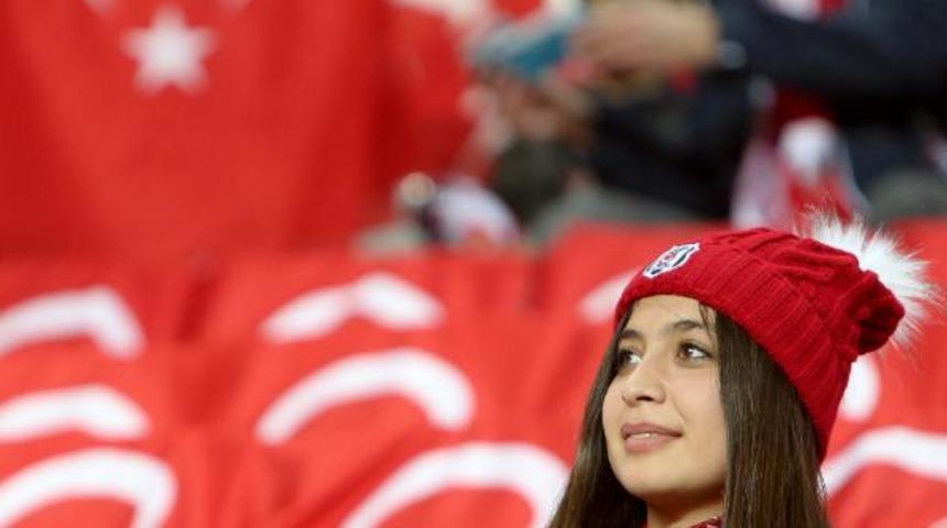 T&uuml;rkiye  Arnavutluk ma&ccedil;ından notlar