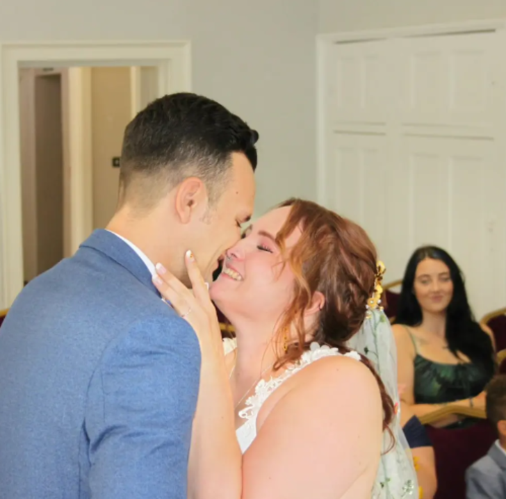 İtirafları sosyal medyanın gündemine yerleşti! "Düğün gününde kocam ve ben bir nedimeyle üçlü ilişki yaşadık" G4