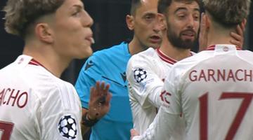 Galatasaray-Manchester United maçında iğrenç hareket! Önce tribünleri, sonra Muslera'yı sinirden çıldırttı