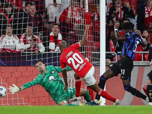 Bu maçın her dakikasına kitap yazılır! 34 dakikada eski takımına hattrick yapan Joao Mario, ikinci yarıda kabusu yaşadı!