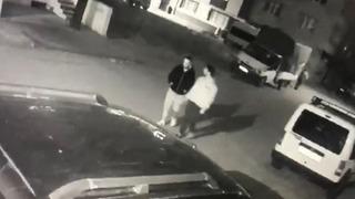 Her cumartesi o şehre gelip... Kamera olmayan sokakları tespit etmişler! Ekiplerden suçüstü