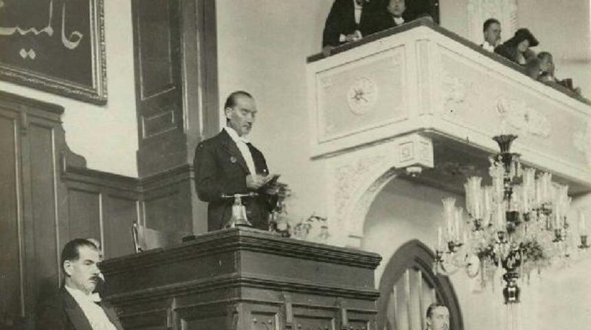 Londra&rsquo;da &ldquo;90. Yılında Nutuk ve Atat&uuml;rk Kitapları&rdquo; Konferansı