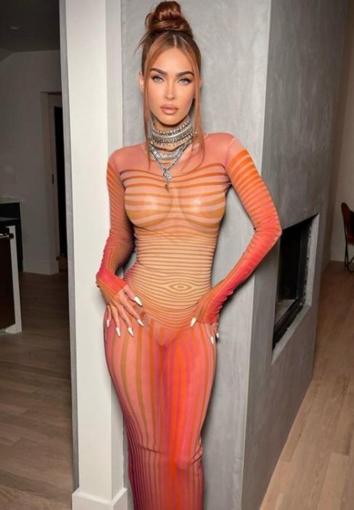 Göğüslerini büyütmesi ve cesur tarzıyla konuşuluyordu! Megan Fox'tan bomba çıplaklık itirafı G2