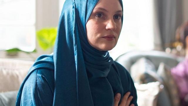 Kızılcık Şerbeti'nin Dilruba'sı Farah Zeynep Abdullah kimdir, nereli ve kaç yaşında? Farah Zeynep Abdullah'ın hayatı