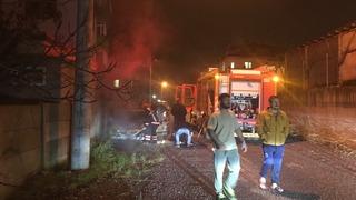 Üvey kardeş dehşeti! Aracını yakıp, kurşun yağdırdı