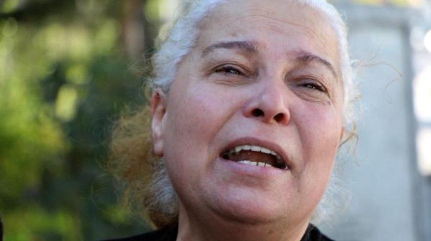 Silahla &ouml;ld&uuml;r&uuml;len Berfin'in annesi: Kızım &ouml;ğretmen olmaya gitti, bir cani yaşamasına izin vermedi