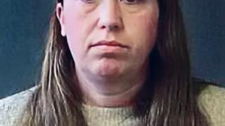 Evli lise öğretmeni 11 yaşındaki öğrencisiyle yasak aşkının ifşa edilmesinden sonra tutuklandı! Sık sık arabamda buluşup cinsel ilişkiye giriyorduk