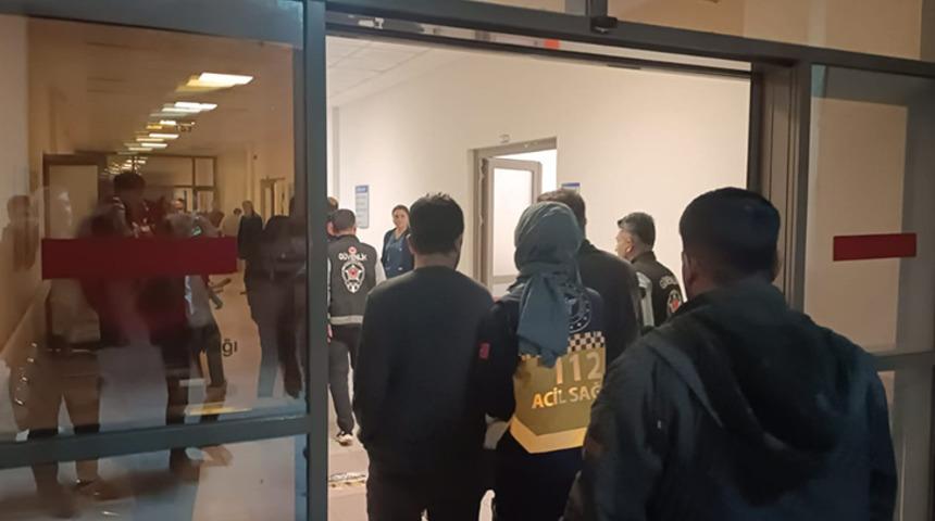 Aile arasında bıçak, taş ve sopalı kavga kanlı bitti! 8 kişi yaralandı