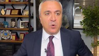 Canlı yayında depreme yakalandı! Emekli maaşlarını anlatıyordu... 'Deprem oldu abi, hala oluyor' Bursa merkezli 5.1'lik deprem panik yarattı