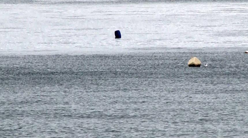 Deprem sonrası denizdeki hareketlilik ve köpükleşme vatandaşları tedirgin etti